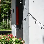 Κάμπινγκ Uki Puhkekuela Παρνού