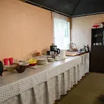 Κάμπινγκ Uki Puhkekuela