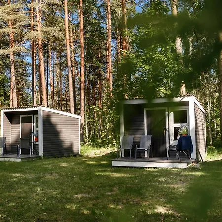 Uki Puhkeküla * Pärnu