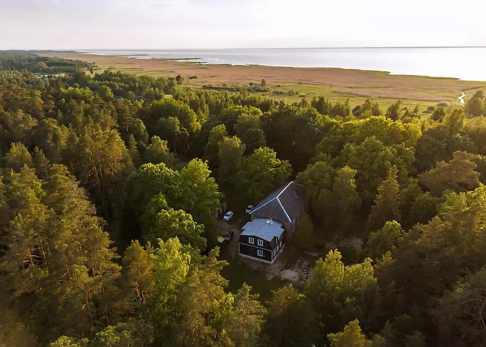 Uki Puhkekuela Parque de Campismo